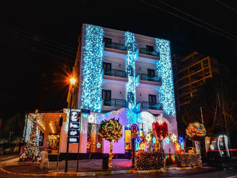Dorona Hotel image