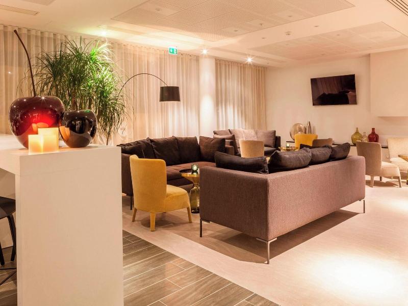 Ac Hotel By Marriott Paris Le Bourget Airport image