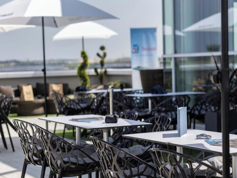 Ac Hotel By Marriott Paris Le Bourget Airport image
