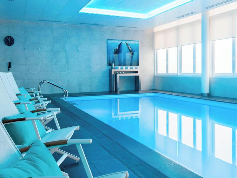 Ac Hotel By Marriott Paris Le Bourget Airport image