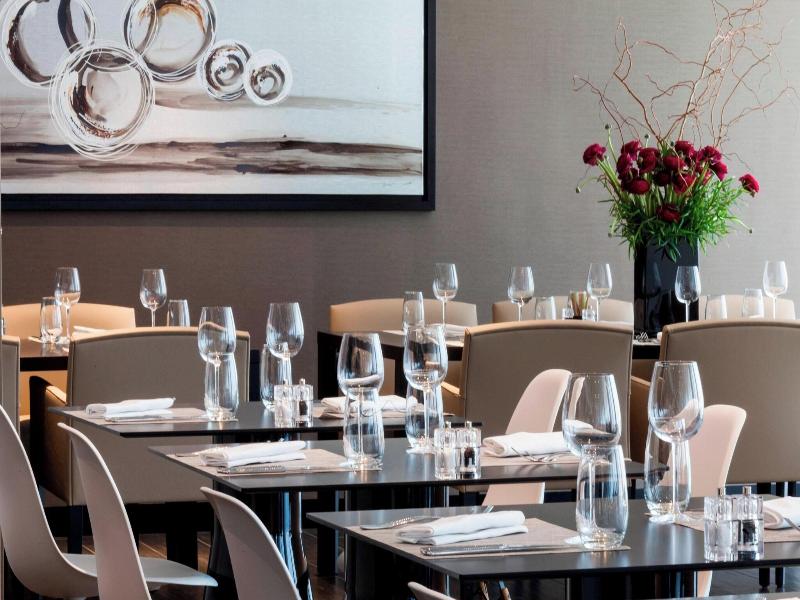 Ac Hotel By Marriott Paris Le Bourget Airport image