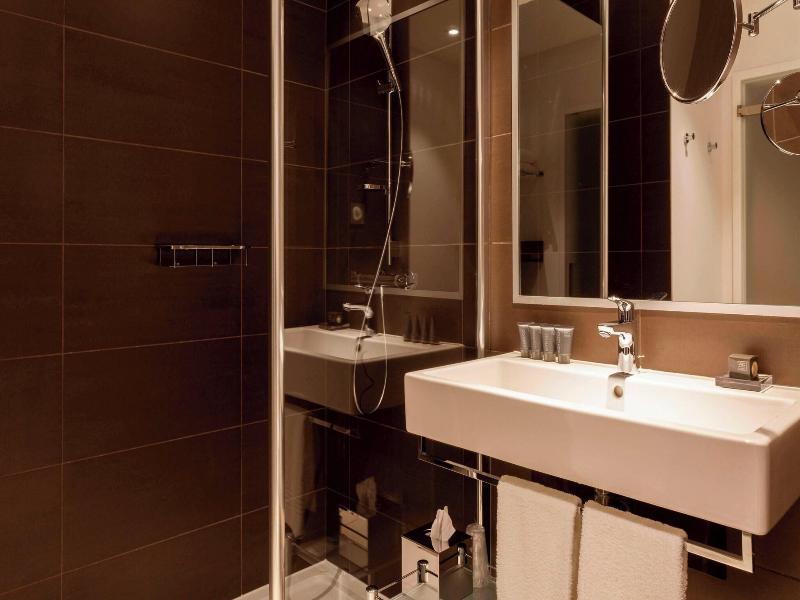 Ac Hotel By Marriott Paris Le Bourget Airport image