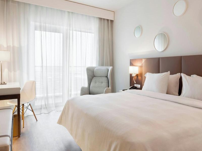 Ac Hotel By Marriott Paris Le Bourget Airport image
