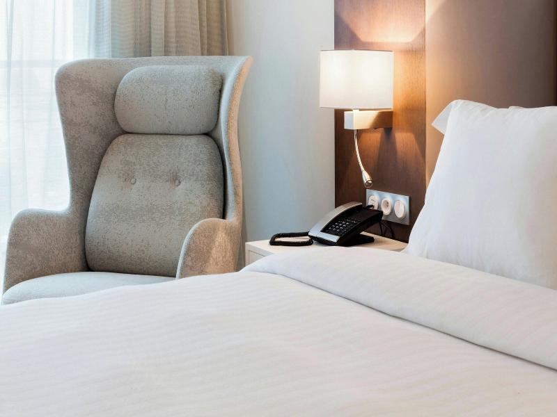 Ac Hotel By Marriott Paris Le Bourget Airport image