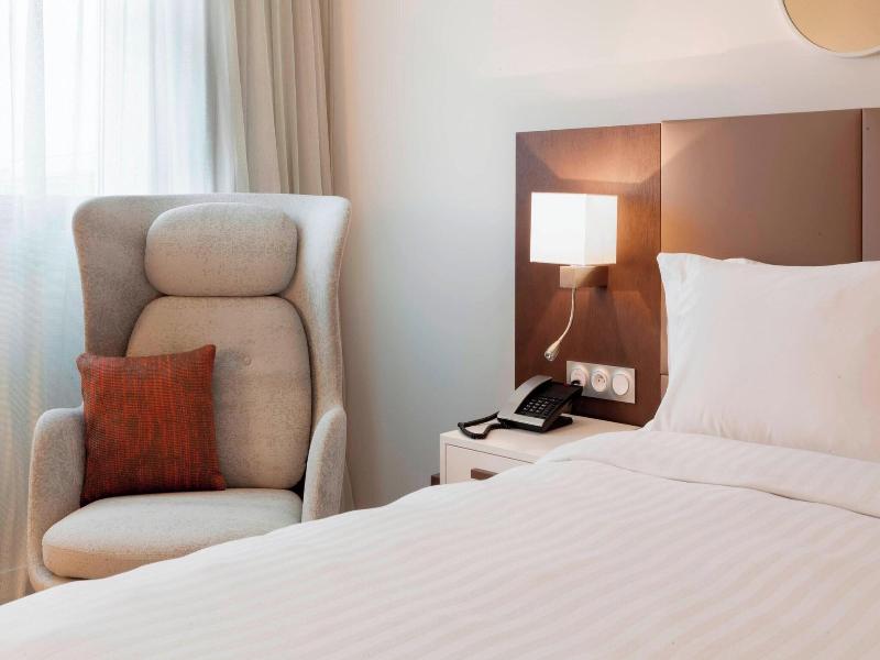 Ac Hotel By Marriott Paris Le Bourget Airport image