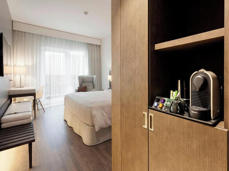 Ac Hotel By Marriott Paris Le Bourget Airport image