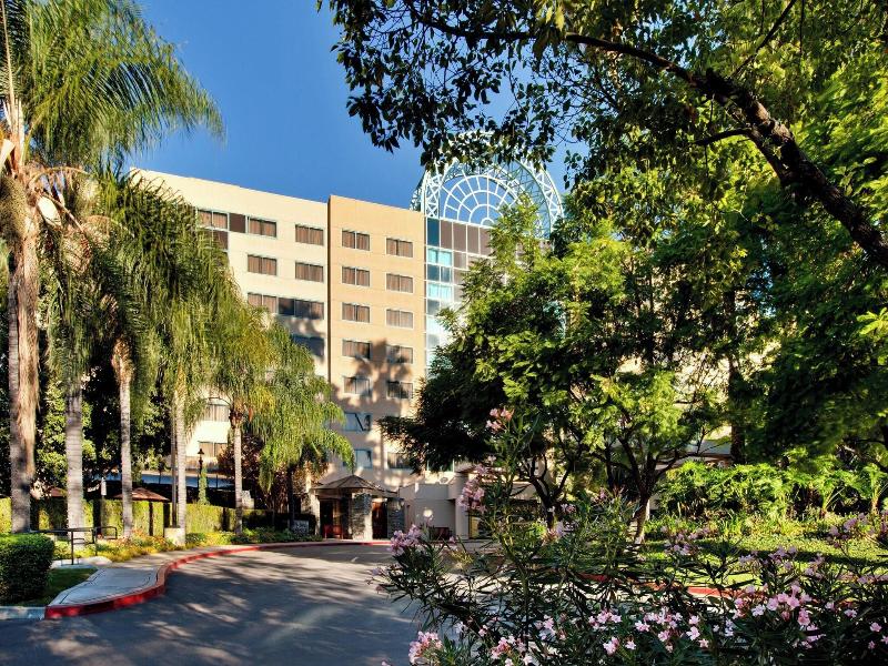 Sheraton Fairplex Hotel & Conference Center image
