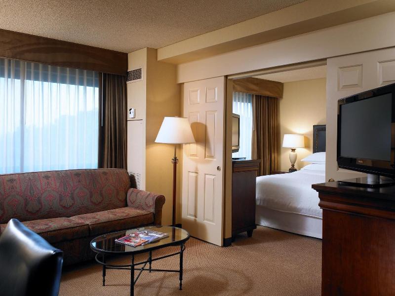 Sheraton Fairplex Hotel & Conference Center image