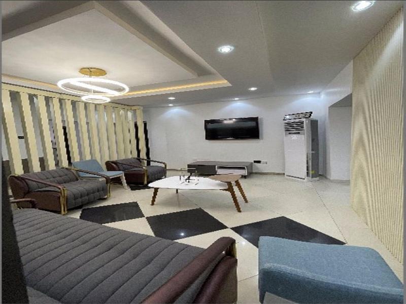 Charlie's Place and Suites image