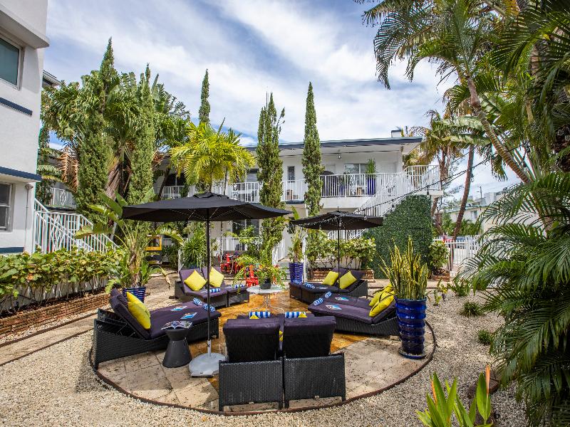 Beachside All Suites Hotel image