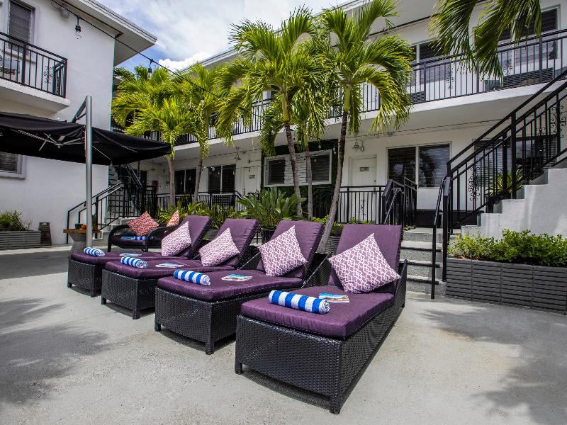 Beachside All Suites Hotel image