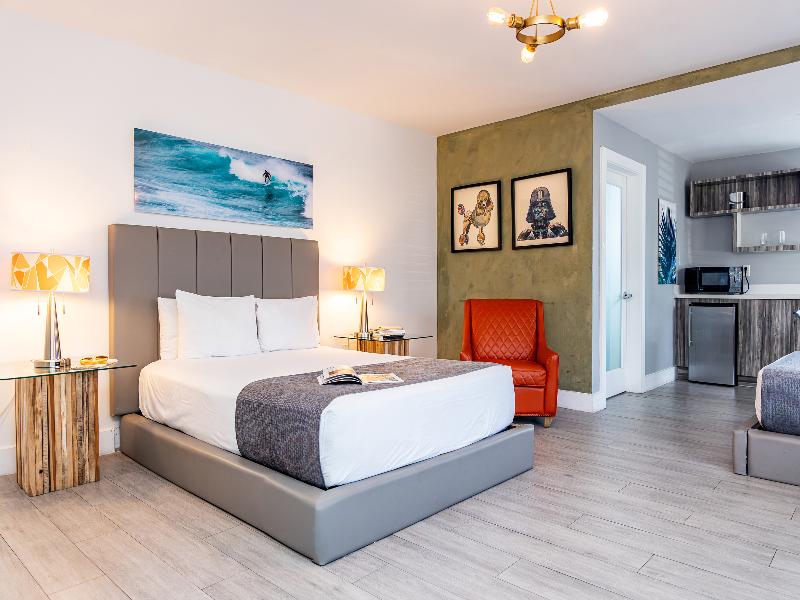Beachside All Suites Hotel image