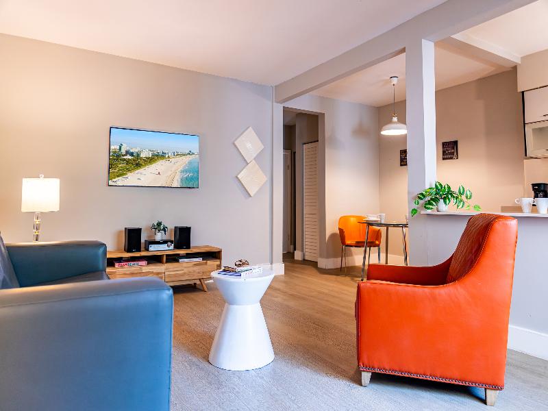 Beachside All Suites Hotel image