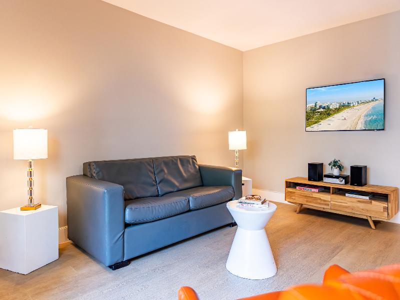 Beachside All Suites Hotel image