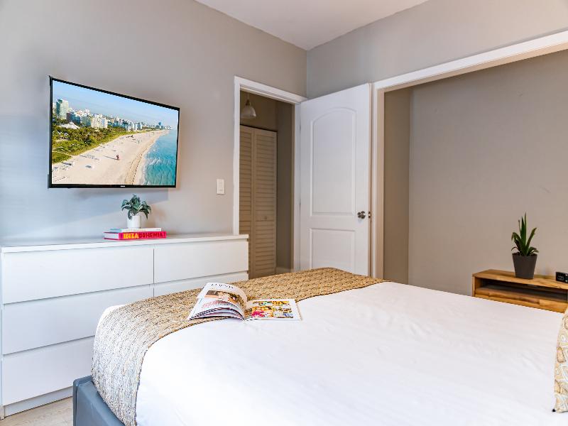 Beachside All Suites Hotel image