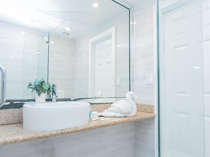 Beachside All Suites Hotel image