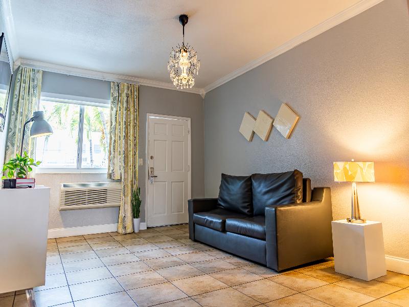 Beachside All Suites Hotel image