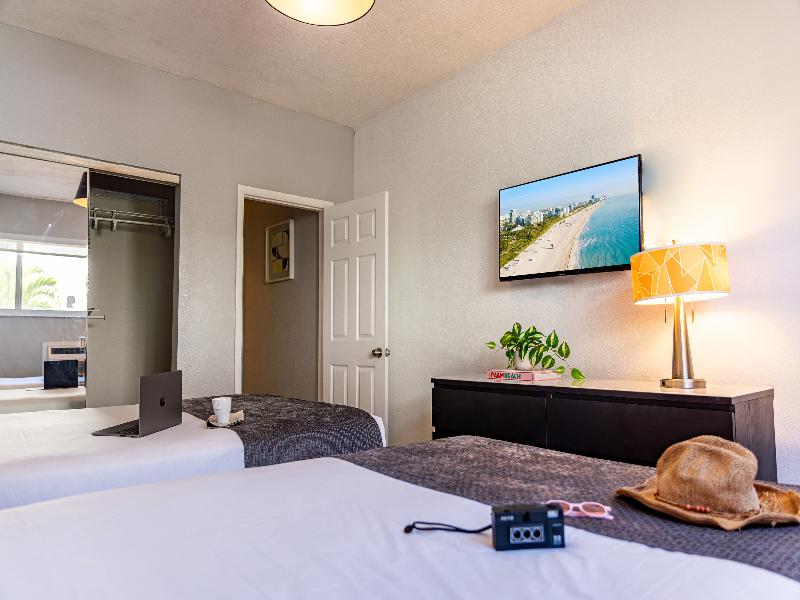 Beachside All Suites Hotel image