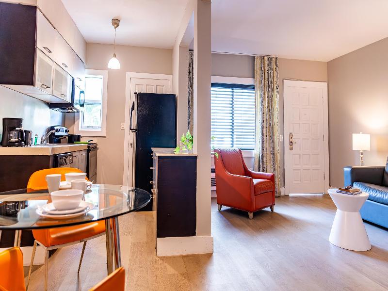 Beachside All Suites Hotel image