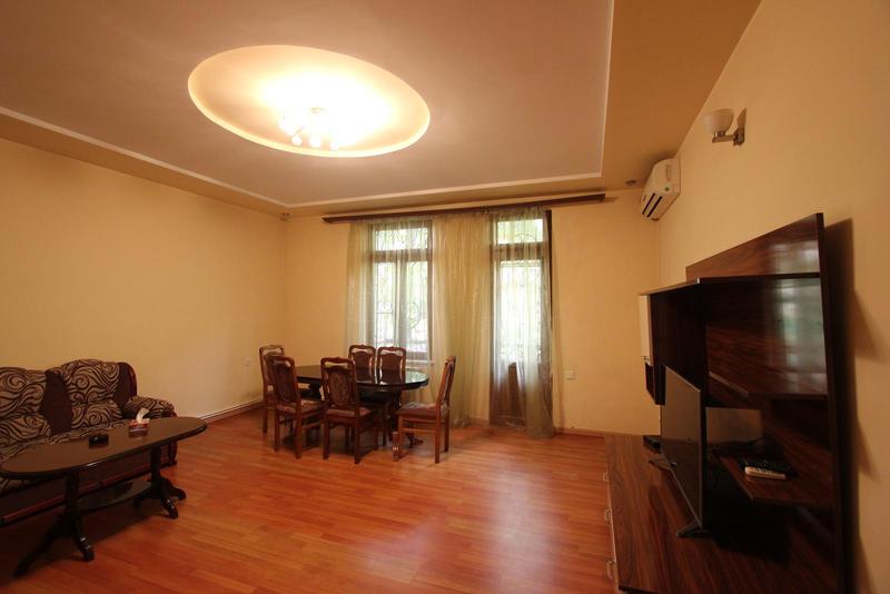 FlatsInYerevan On Tpagrichner Street — photo 4