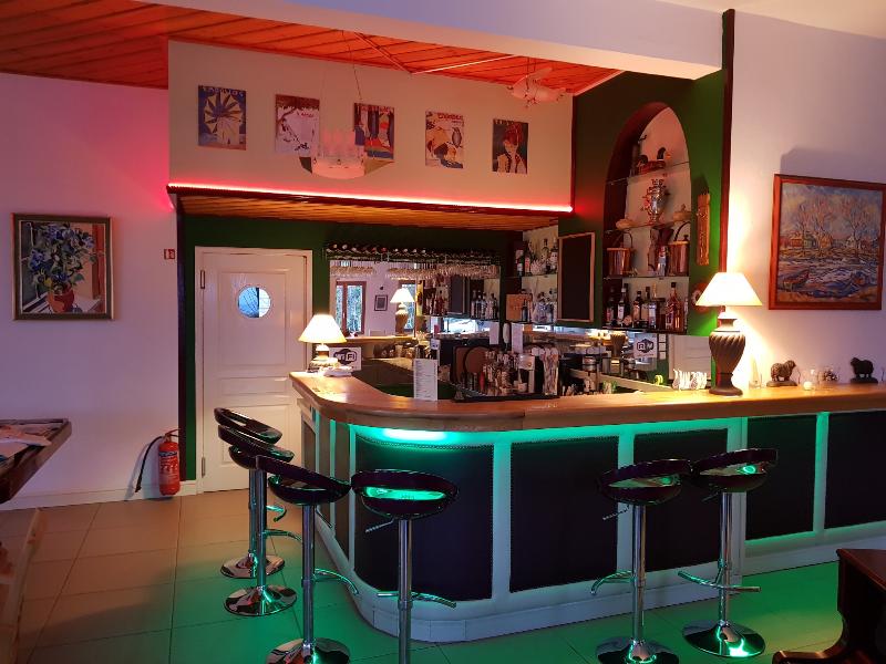 Lagou Raxi Country Hotel image