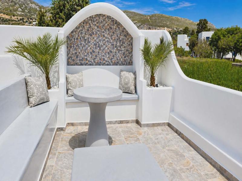 Papafotis Apartments & Suites image