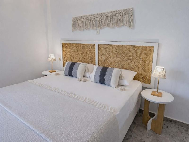 Papafotis Apartments & Suites image