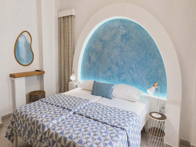 Papafotis Apartments & Suites image