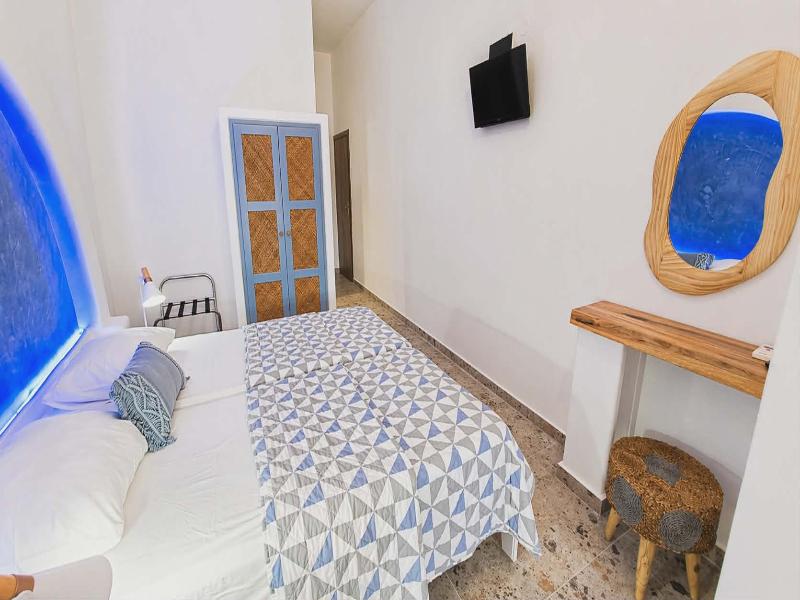 Papafotis Apartments & Suites image