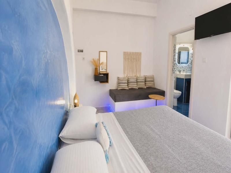 Papafotis Apartments & Suites image
