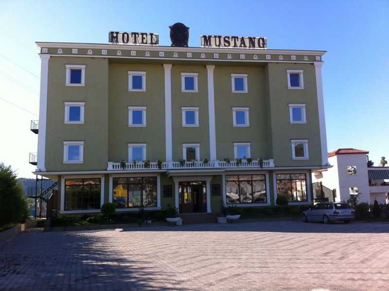 Mustang hotel Tirana