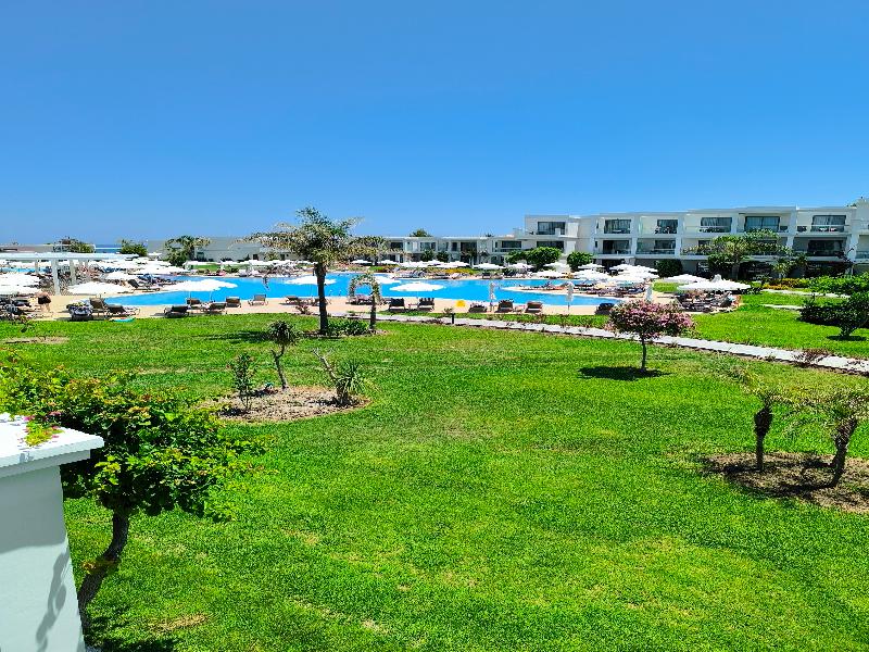 Asterias Beach Resort 5