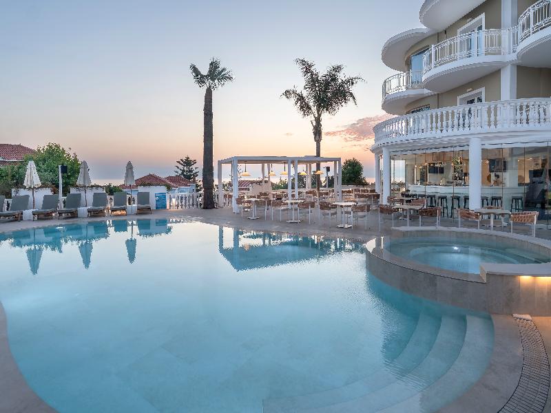 Arkadia Luxury Hotel Apartments image