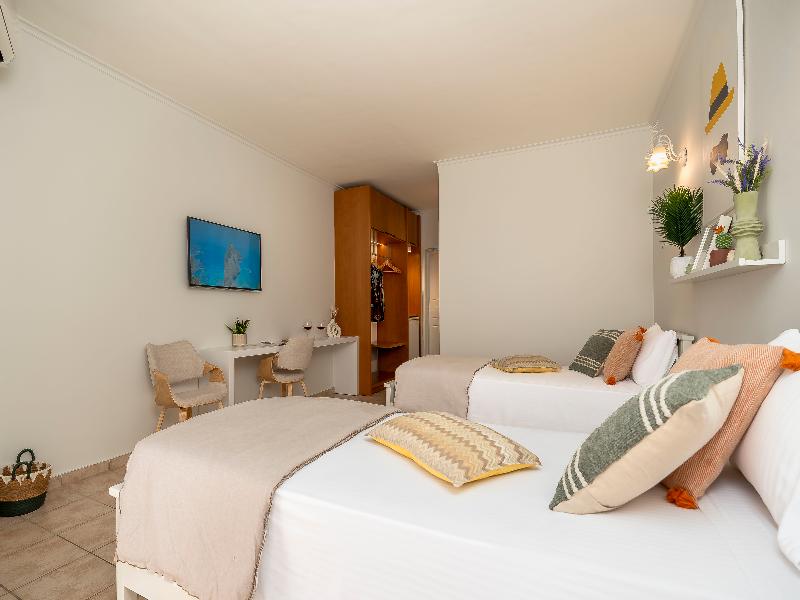 Arkadia Luxury Hotel Apartments image