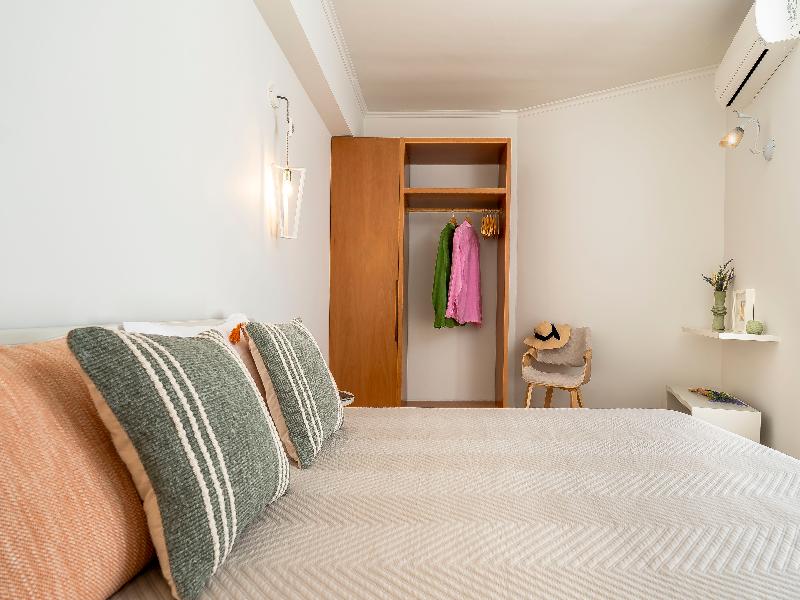 Arkadia Luxury Hotel Apartments image