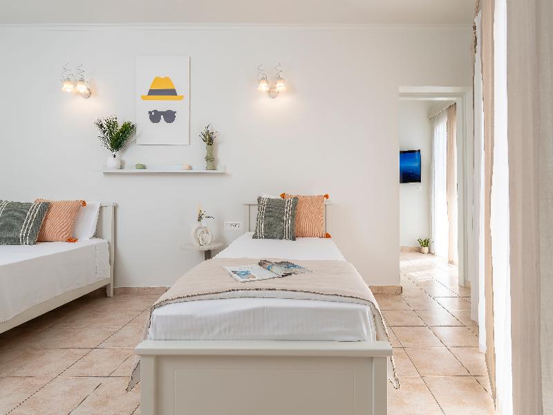 Arkadia Luxury Hotel Apartments image