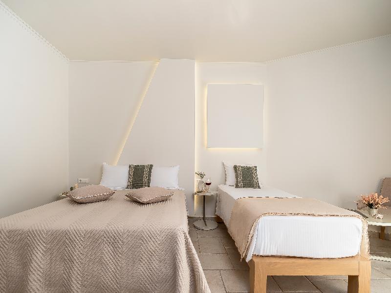 Arkadia Luxury Hotel Apartments image