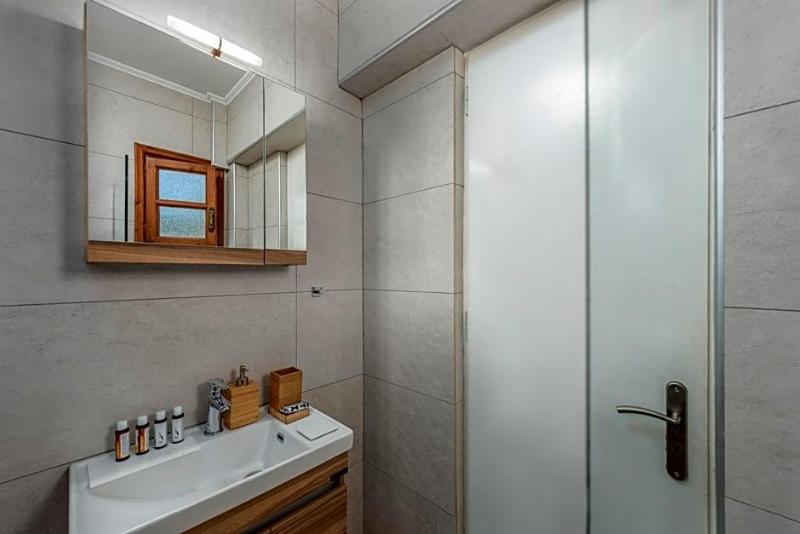 Albouro Apartments image