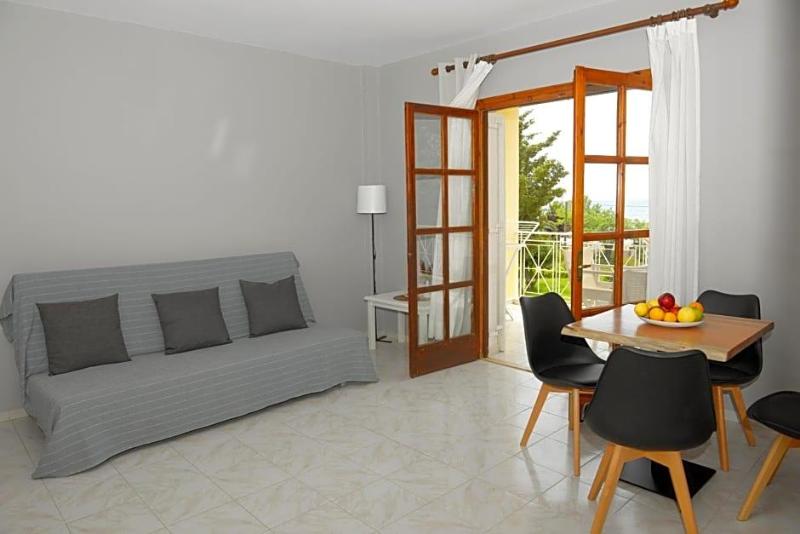 Albouro Apartments image