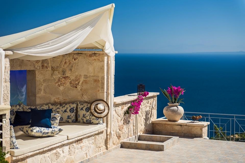 Emerald Villas & Suites image