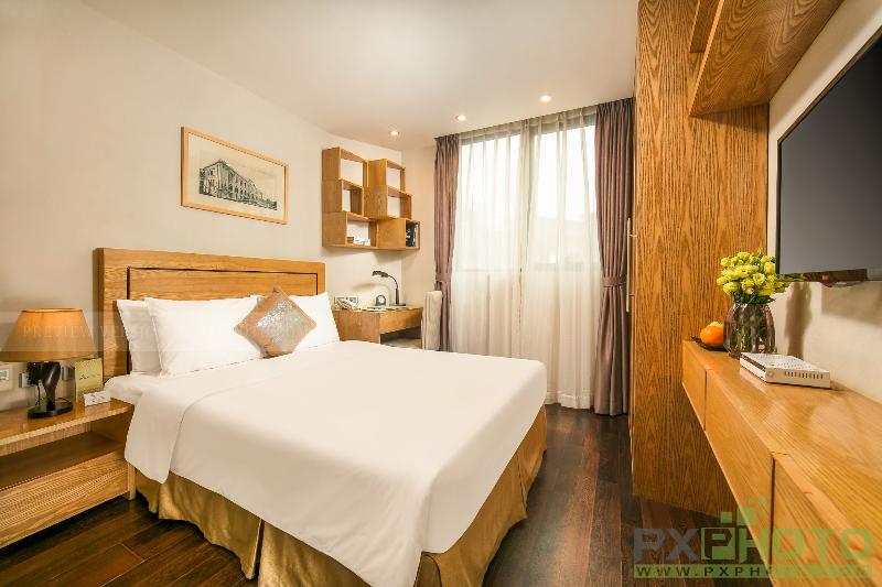Parkside Sunline Hotel image