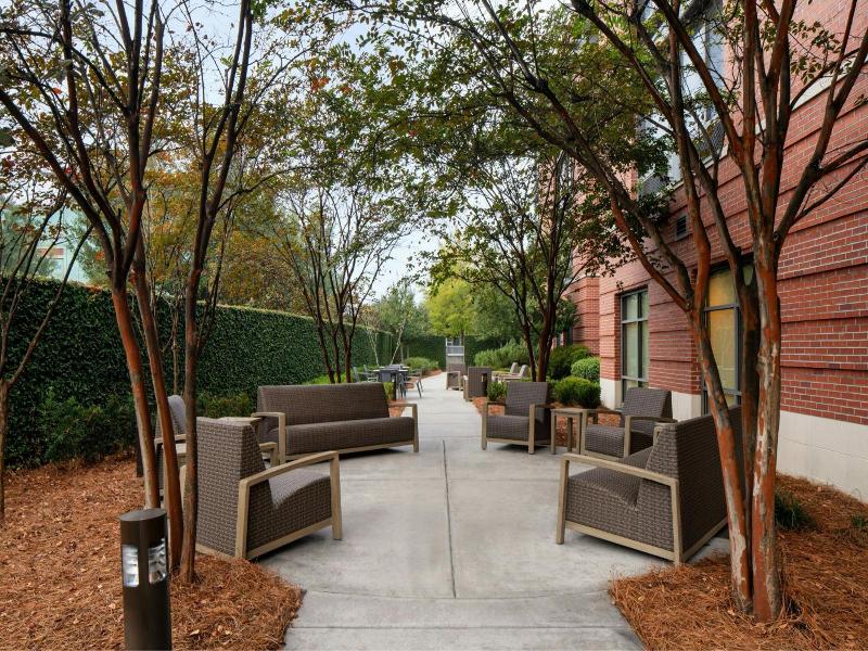 Courtyard Charleston Summerville image