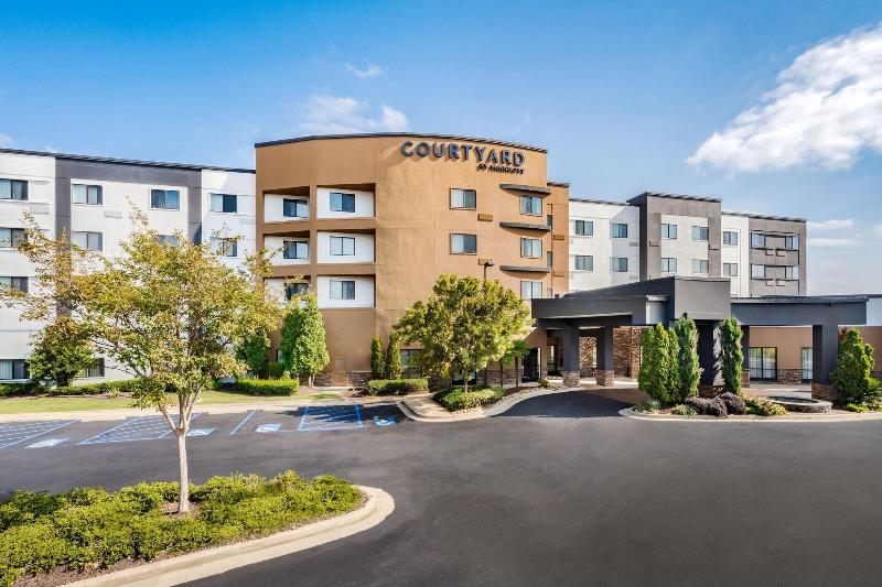 Courtyard Columbus Phenix City/Riverfront image