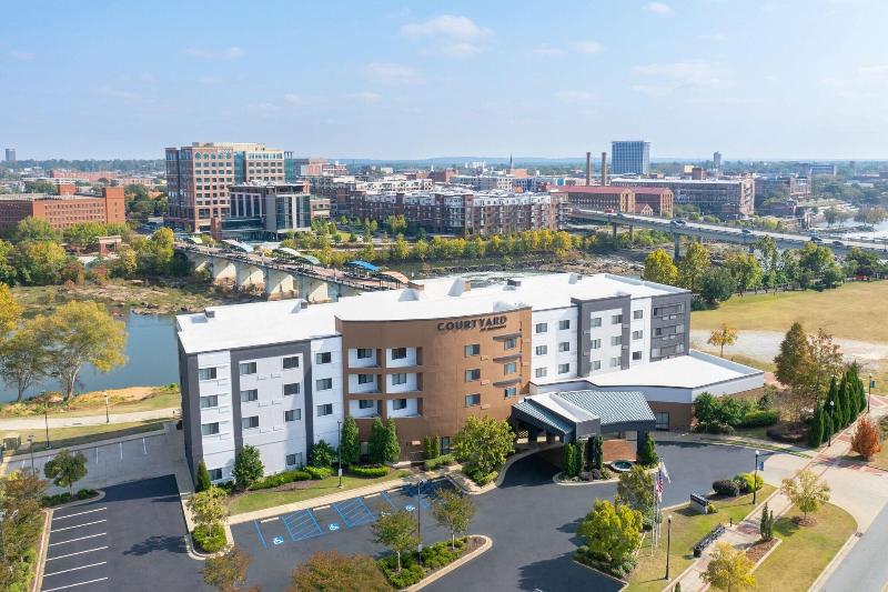 Courtyard Columbus Phenix City/Riverfront image