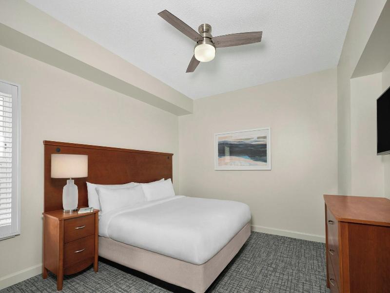 Marriott's Harbour Point Sunset Pointe Shelter Cov image