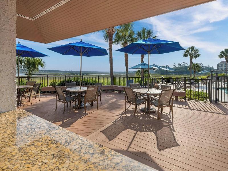 Marriott's Harbour Point Sunset Pointe Shelter Cov image