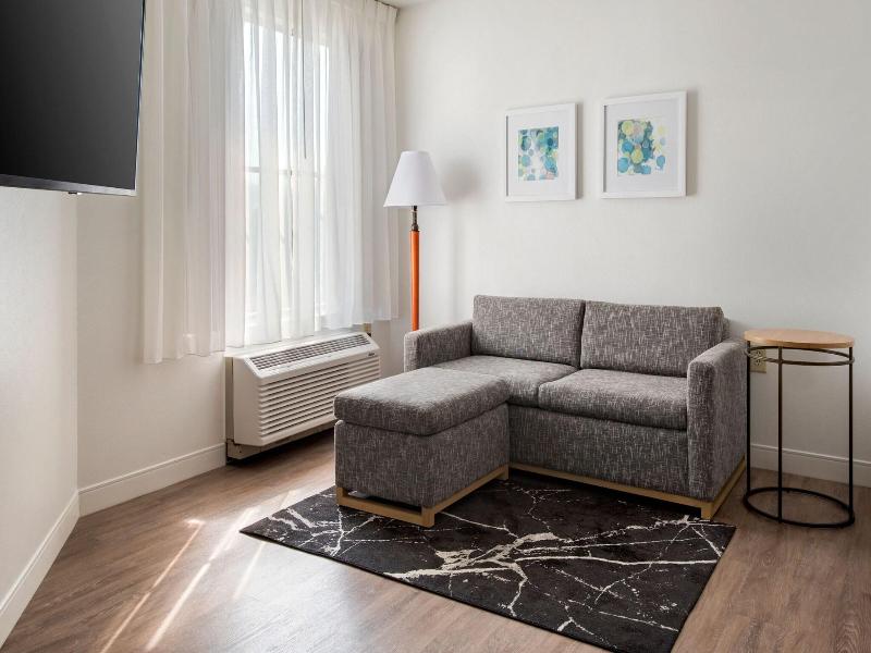 TownePlace Suites Wilmington Newark/Christiana image