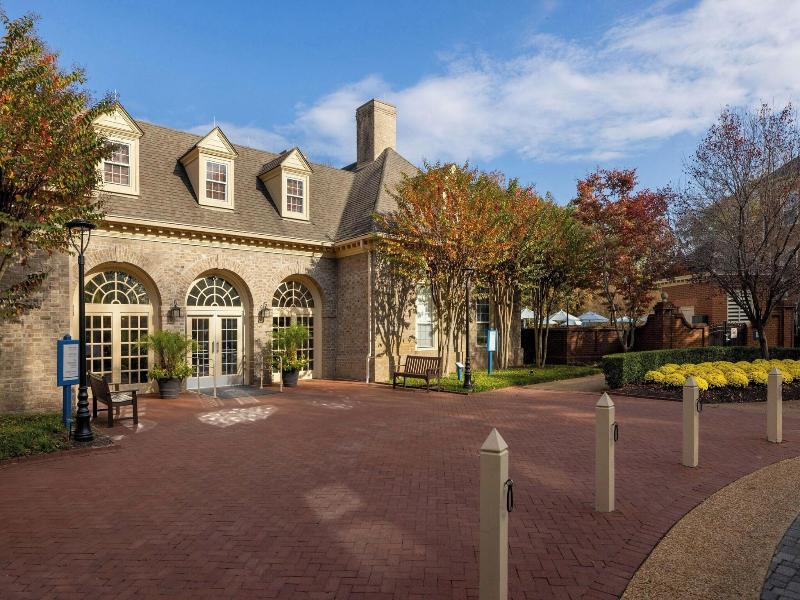 Marriott'S Manor Club At Ford'S Colony image