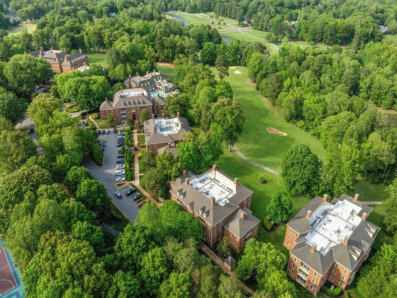 Marriott'S Manor Club At Ford'S Colony image