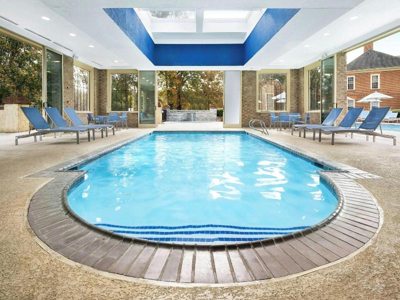 Marriott'S Manor Club At Ford'S Colony image